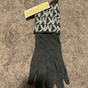 Michael Kors gloves